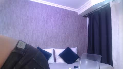 Snapshot of karinaflowers_ chatting on March 17, 6:33 pm Im Karina online show from March 17, 6:33 pm