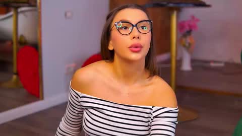 Karina online show from November 13, 9:41 am