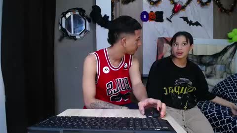 KARLA Y KALVIN online show from October 31, 2:56 am