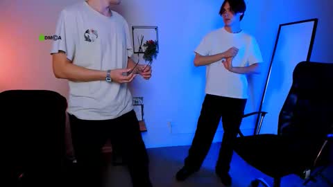 Snapshot of karl_mans chatting on September 18, 1:02 pm Karl online show from September 18, 1:02 pm