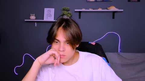 Snapshot of karl_mans chatting on September 21, 8:27 am Karl online show from September 21, 8:27 am