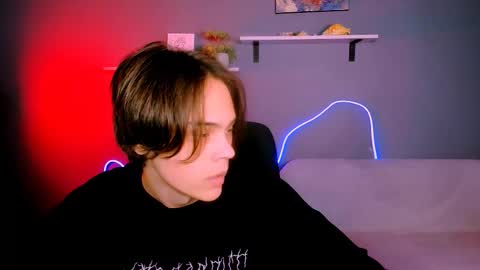 Snapshot of karl_mans chatting on October 16, 12:50 pm Karl online show from October 16, 12:50 pm