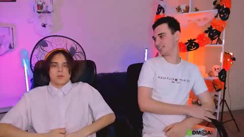 Snapshot of karl_mans chatting on October 30, 9:44 am Karl online show from October 30, 9:44 am