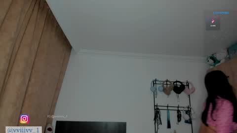 Snapshot of karla__1 chatting on April 17, 1:19 am Ill be on at sunday see u Lynn Could u help me to reach 100 Thmbs upp plssss Independent girl 3 online show from April 17, 1:19 am