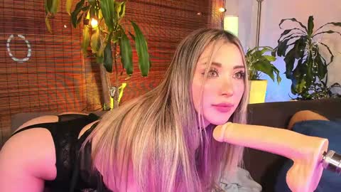  Karla  online show from February 1, 8:39 am