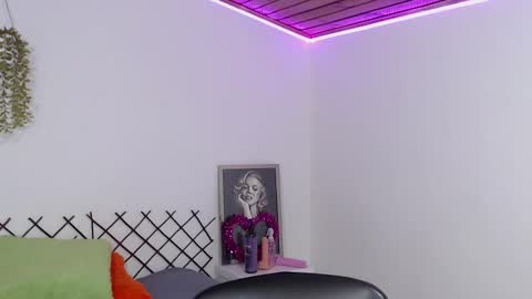 Karla online show from September 27, 2:11 pm