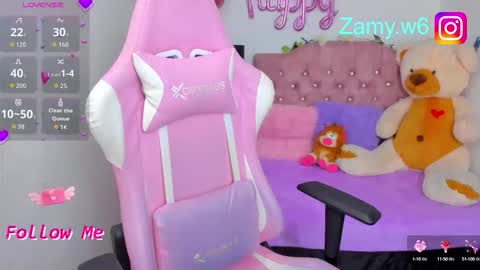 Snapshot of karla_cutee1 chatting on October 8, 5:05 am karla online show from October 8, 5:05 am