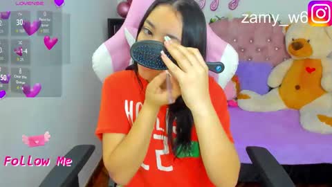 Snapshot of karla_cutee1 chatting on October 20, 10:38 am karla online show from October 20, 10:38 am