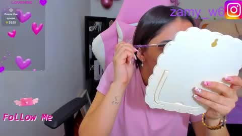 Snapshot of karla_cutee1 chatting on October 25, 3:51 pm karla online show from October 25, 3:51 pm