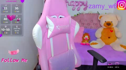 Snapshot of karla_cutee1 chatting on October 31, 7:26 pm karla online show from October 31, 7:26 pm