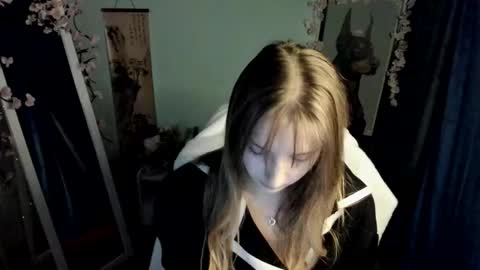 Karla online show from January 16, 1:04 pm