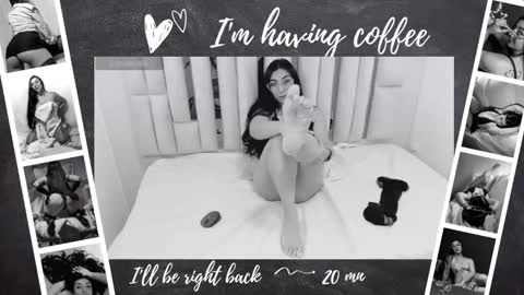 Snapshot of karla_hernandez chatting on September 22, 11:01 am Karla  online show from September 22, 11:01 am