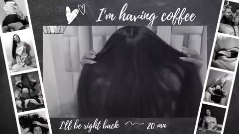 Snapshot of karla_hernandez chatting on October 21, 11:11 am Karla  online show from October 21, 11:11 am