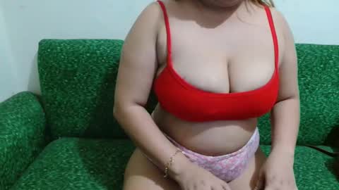 karla_me22 online show from March 31, 10:26 am