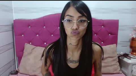 karla_slutskinny online show from March 5, 6:33 am