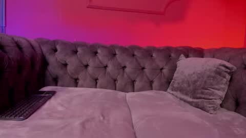 carla  online show from November 7, 4:23 am