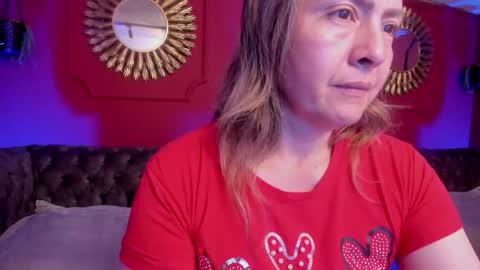 carla  online show from November 18, 3:23 am