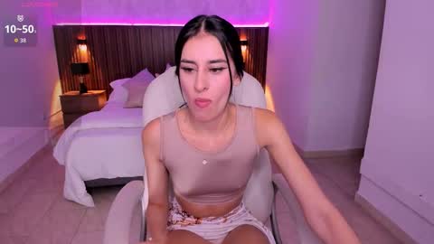 Snapshot of karlaa_james chatting on October 15, 10:59 am Karlaa online show from October 15, 10:59 am