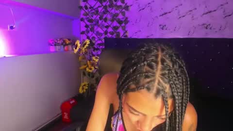 Snapshot of karlaslutskinny__ chatting on May 8, 3:01 am karlaslutskinny__ online show from May 8, 3:01 am