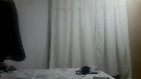 Snapshot of karlhats2023 chatting on February 2, 2:06 am karlhats2023 online show from February 2, 2:06 am