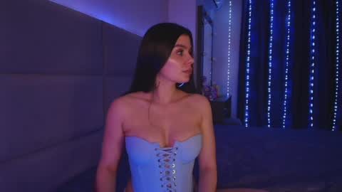Karlijn online show from May 15, 9:33 pm