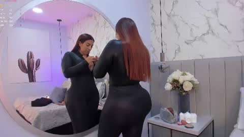 Snapshot of karlla_brown chatting on June 30, 12:39 pm karlla_brown online show from June 30, 12:39 pm