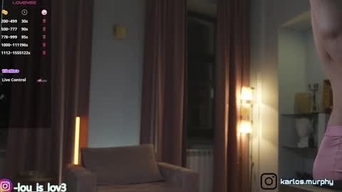 Snapshot of karlos_murphy chatting on October 23, 3:17 am Karlos and Louis online show from October 23, 3:17 am