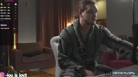 Snapshot of karlos_murphy chatting on October 26, 3:12 am Karlos and Louis online show from October 26, 3:12 am