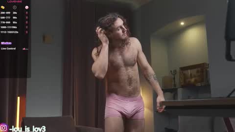 Snapshot of karlos_murphy chatting on October 29, 4:37 am Karlos and Louis online show from October 29, 4:37 am