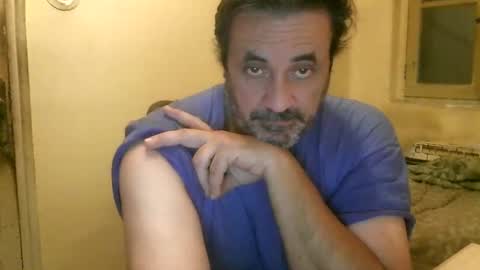 Snapshot of karlpal chatting on December 29, 6:35 am karlpal online show from December 29, 6:35 am