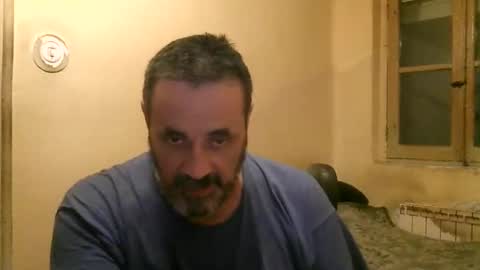 Snapshot of karlpal chatting on January 25, 7:06 am karlpal online show from January 25, 7:06 am