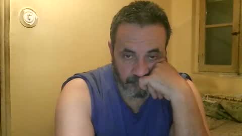 Snapshot of karlpal chatting on February 2, 5:42 am karlpal online show from February 2, 5:42 am