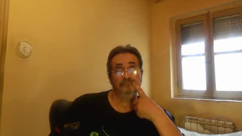 karlpal online show from April 12, 2:11 pm