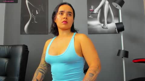 Snapshot of karlyjons_ chatting on September 26, 5:17 pm online show from September 26, 5:17 pm