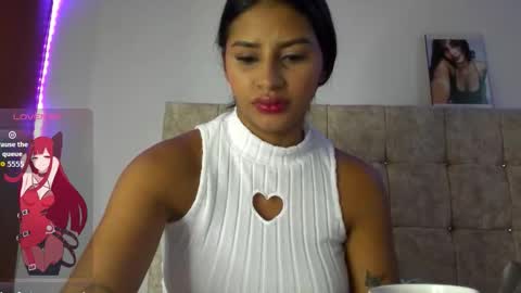 Snapshot of karlys01 chatting on October 30, 2:57 am Karlys online show from October 30, 2:57 am