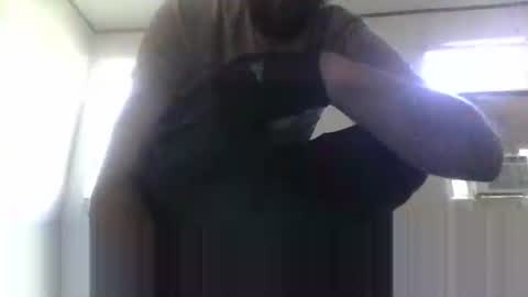 Snapshot of karnyx3 chatting on December 9, 6:35 pm Karlos Montoya online show from December 9, 6:35 pm