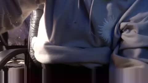 Snapshot of karnyx3 chatting on February 26, 8:48 am Karlos Montoya online show from February 26, 8:48 am