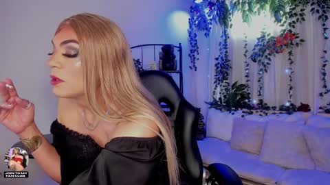  karol  online show from May 14, 1:18 pm