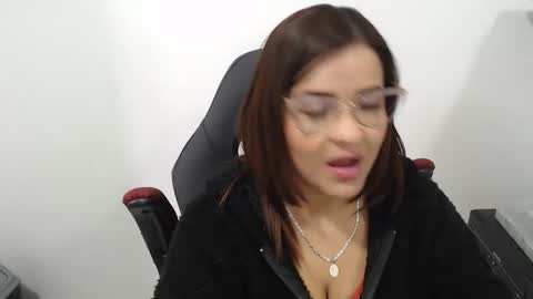 karol loveet online show from February 3, 5:18 pm