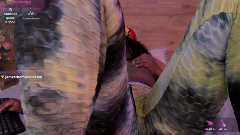 Snapshot of karol_scott1 chatting on December 17, 12:01 am KAROL SCOTT online show from December 17, 12:01 am