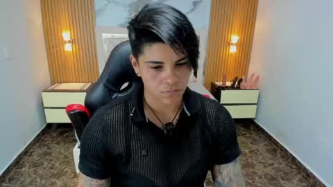 Karol and Luna online show from April 27, 7:12 pm