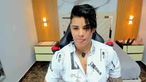 Karol and Luna online show from May 8, 7:30 pm