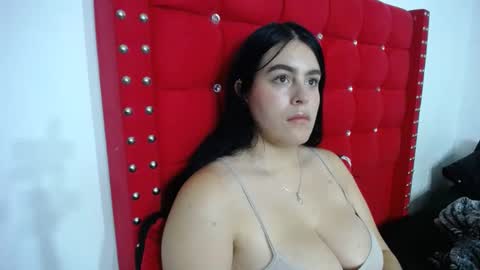 Snapshot of karolay_su chatting on March 11, 8:09 am ARIANNA online show from March 11, 8:09 am
