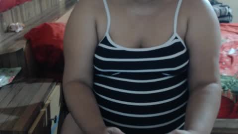 karolbb21 online show from April 24, 11:23 am