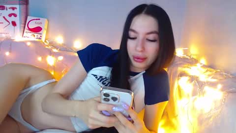 Kira online show from January 15, 3:33 am