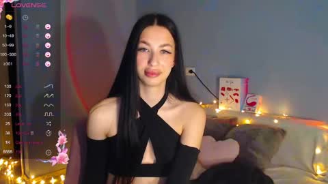 Kira online show from May 14, 1:45 am