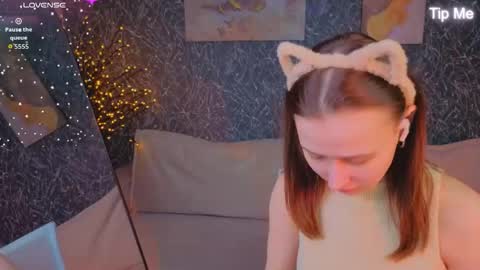 Karolina online show from May 13, 1:14 am