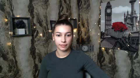 Karolina online show from December 15, 9:35 am