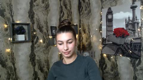 Karolina online show from December 15, 12:38 pm