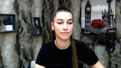 Karolina online show from February 7, 1:32 pm
